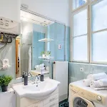 Metropolitan Retreat Blaha Square Apartament