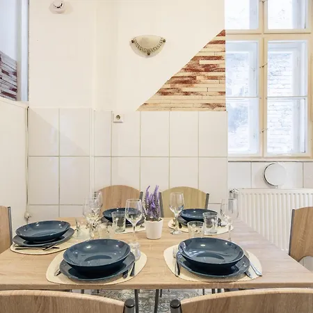 Apartment Metropolitan Retreat Blaha Square Budapest