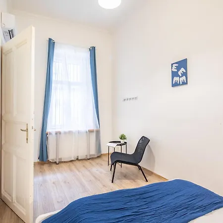 Metropolitan Retreat Blaha Square * Budapeszt